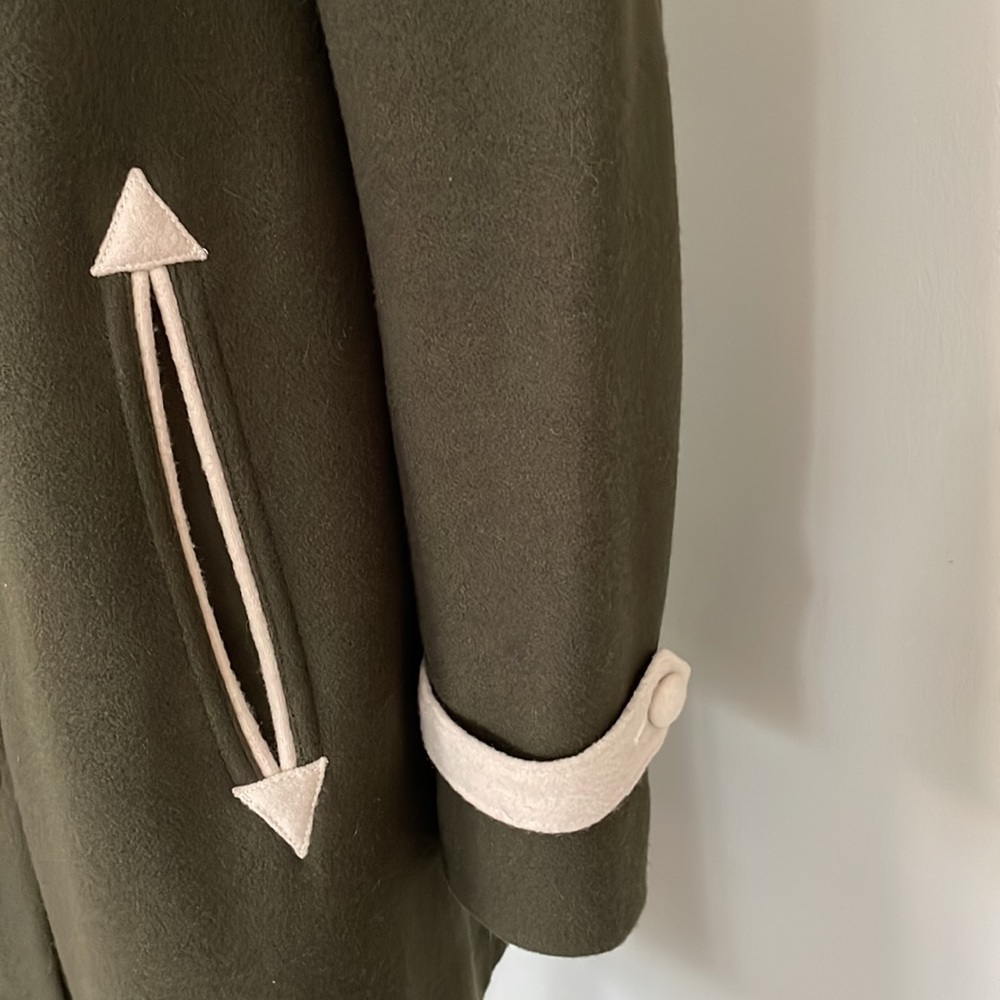 RAG & BONE wool army green peacoat w/ cream panel detail. Size 4 - Picture 3 of 9